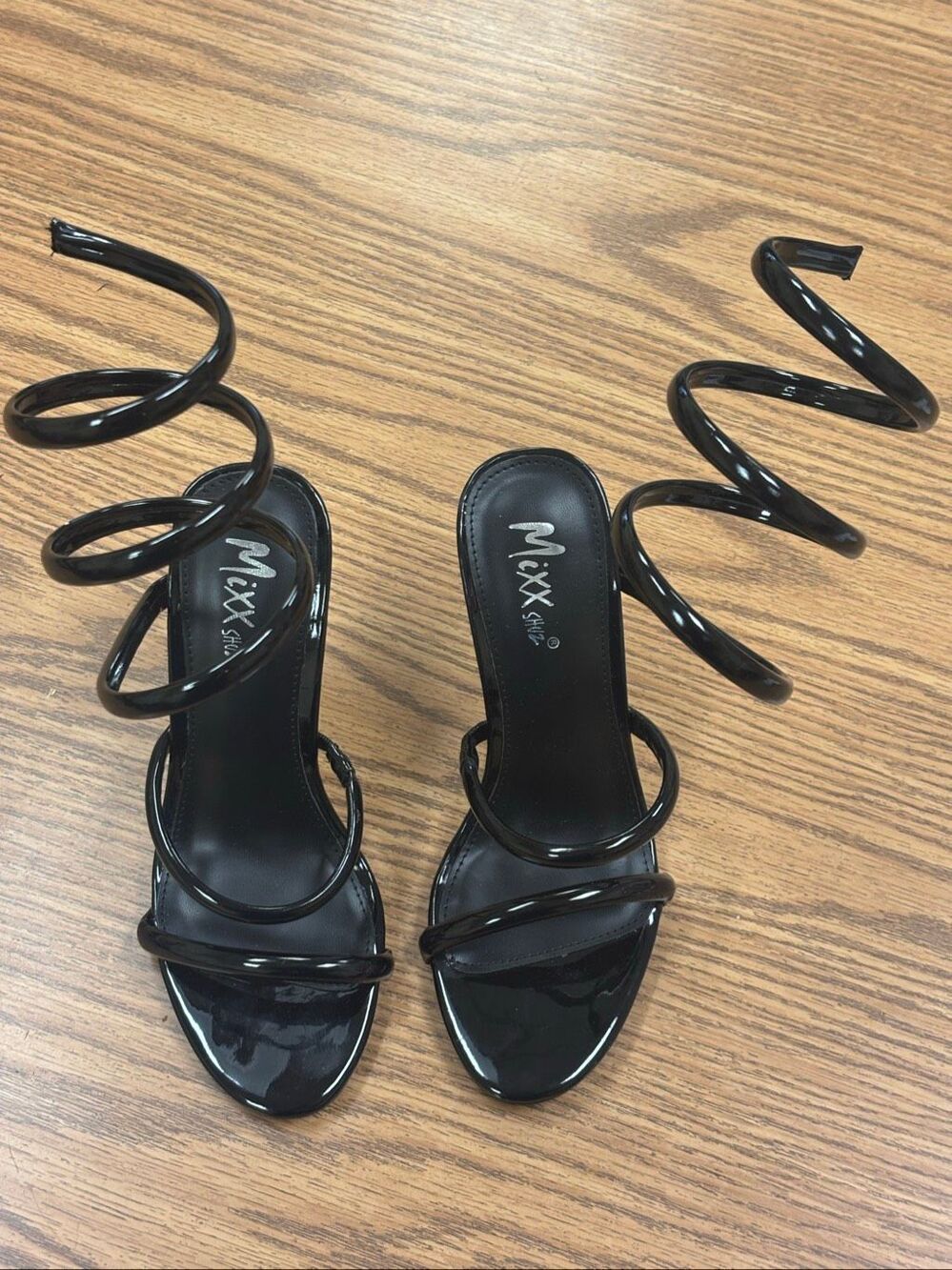 Mixx shuz, ankle wrap heels NWOT